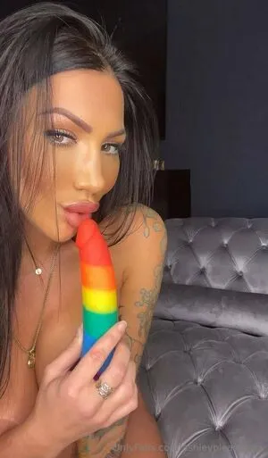 Ashleypleasuress OnlyFans Leaked Free Thumbnail Picture - #bomOkWhZIZ