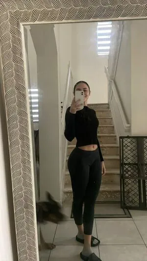 Ashleyrqe OnlyFans Leaked Free Thumbnail Picture - #ETSZF0H5im
