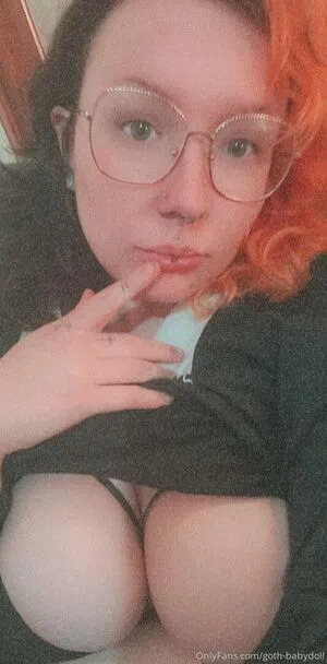 Ashleysinnn OnlyFans Leaked Free Thumbnail Picture - #AJ9ltWc8dW