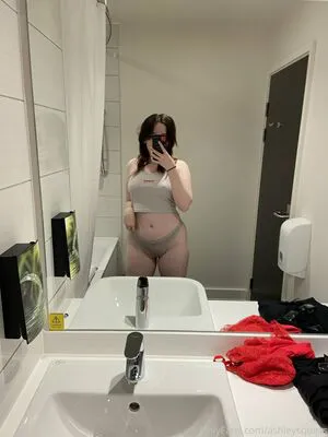Ashleysquirts OnlyFans Leaked Free Thumbnail Picture - #F4nE1exOVa