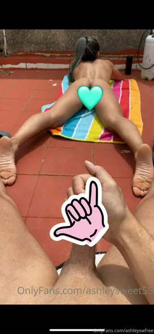 Ashleyswfree OnlyFans Leaked Free Thumbnail Picture - #KFhfEYJbsO