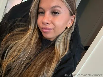 Ashleyxrosee OnlyFans Leaked Free Thumbnail Picture - #a7xwSkRQYS