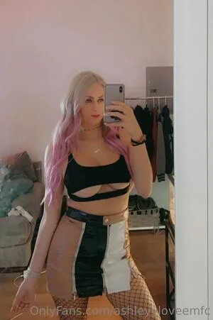 Ashleyyloveemfc OnlyFans Leaked Free Thumbnail Picture - #nfPLomhZMM