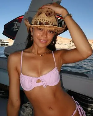 Ashlund Jade OnlyFans Leaked Free Thumbnail Picture - #VGWI4kYplo