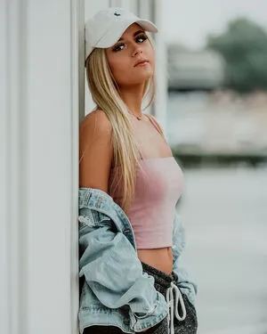Ashlyn Sharp OnlyFans Leaked Free Thumbnail Picture - #ctpAdXUDgB
