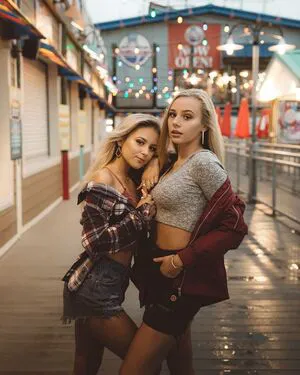 Ashlyn Sharp OnlyFans Leaked Free Thumbnail Picture - #tkkOTlwbU0