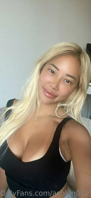 Ashlyn0125 OnlyFans Leaked Free Thumbnail Picture - #92QCRDGWnd