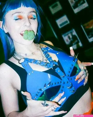Ashnikko OnlyFans Leaked Free Thumbnail Picture - #0sGZU3VBxP