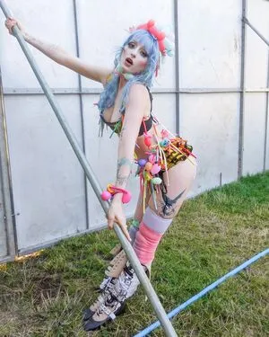 Ashnikko OnlyFans Leaked Free Thumbnail Picture - #dBgoXu1NiN