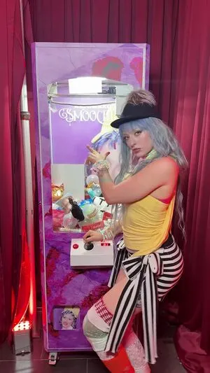 Ashnikko OnlyFans Leaked Free Thumbnail Picture - #e7uWCM8Ou6