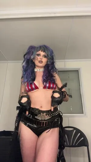 Ashnikko OnlyFans Leaked Free Thumbnail Picture - #oCDiWDndEy