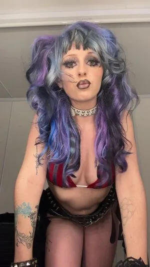 Ashnikko OnlyFans Leaked Free Thumbnail Picture - #zIQ8McNn6N