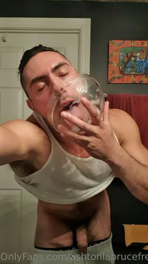 Ashtonlabrucefree OnlyFans Leaked Free Thumbnail Picture - #xzP0FRkMe1
