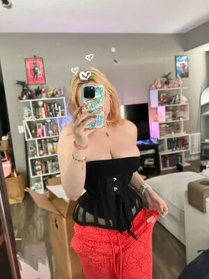 Ashtronova OnlyFans Leaked Free Thumbnail Picture - #q4Utpe70xQ