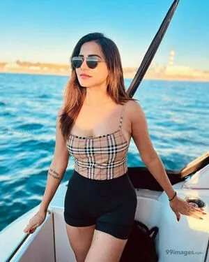 Ashu Reddy OnlyFans Leaked Free Thumbnail Picture - #QyAWeeovan