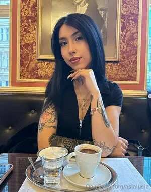 Asialucia OnlyFans Leaked Free Thumbnail Picture - #5PVBBg0R5s