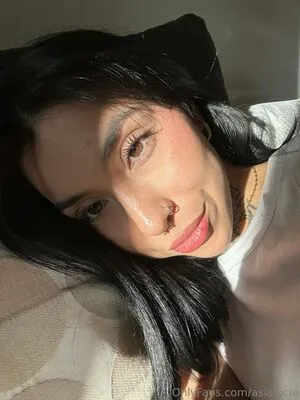 Asialucia OnlyFans Leaked Free Thumbnail Picture - #GGCAqEj9h6