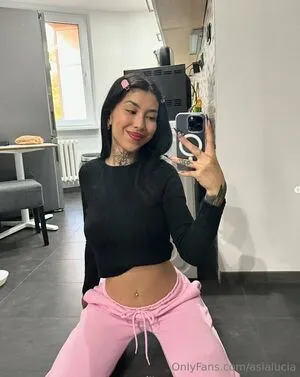 Asialucia OnlyFans Leaked Free Thumbnail Picture - #PKd32qMoml