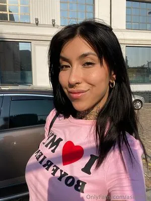 Asialucia OnlyFans Leaked Free Thumbnail Picture - #ioCQucQ4xu