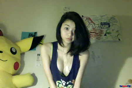 Asian From Early 2000 Era OnlyFans Leaked Free Thumbnail Picture - #LSvMIwCsAv