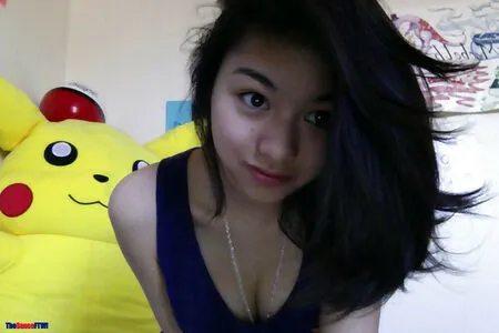 Asian From Early 2000 Era OnlyFans Leaked Free Thumbnail Picture - #t73hrfoeuH