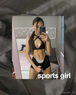 Asian Lili OnlyFans Leaked Free Thumbnail Picture - #PiGotQeSFr