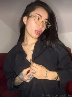 Asianiina OnlyFans Leaked Free Thumbnail Picture - #K9RG6KujxL