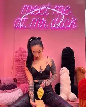 Asianiina OnlyFans Leaked Free Thumbnail Picture - #kmshfM0eb9