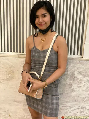 Asiansexdiary OnlyFans Leaked Free Thumbnail Picture - #CIeHsJbBgU