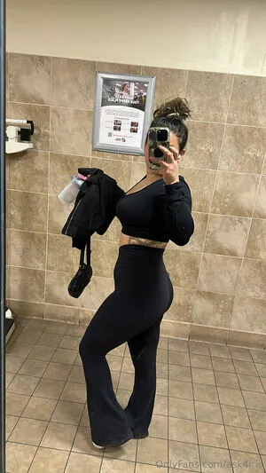 Ask4iris OnlyFans Leaked Free Thumbnail Picture - #4bR8Gh3nA4