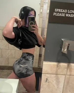 Aslanrhea Fit OnlyFans Leaked Free Thumbnail Picture - #E01IuBvONw