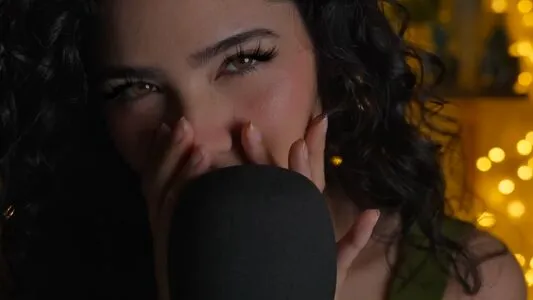 ASMR Glow OnlyFans Leaked Free Thumbnail Picture - #1a6yo99zwa
