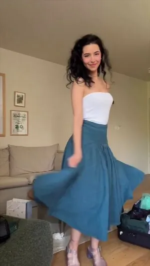 ASMR Glow OnlyFans Leaked Free Thumbnail Picture - #1lFuWCjUbm