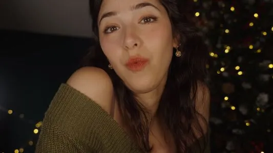 ASMR Glow OnlyFans Leaked Free Thumbnail Picture - #Jai0jyMKhm