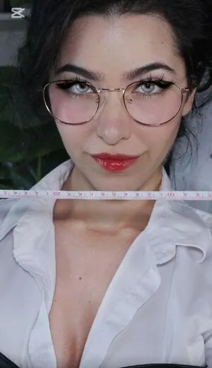 ASMR Glow OnlyFans Leaked Free Thumbnail Picture - #KPVtrhv36e