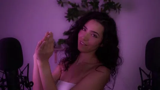 ASMR Glow OnlyFans Leaked Free Thumbnail Picture - #Rz3MGbpI1S