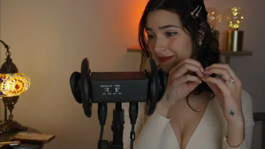 ASMR Glow OnlyFans Leaked Free Thumbnail Picture - #Tp0gBm4dmh