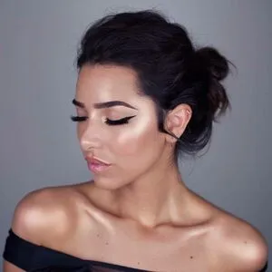 ASMR Glow OnlyFans Leaked Free Thumbnail Picture - #fxsMKh24jt