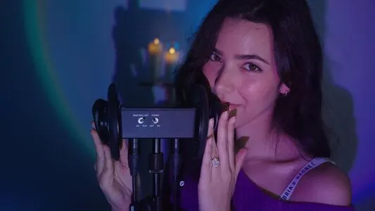 ASMR Glow OnlyFans Leaked Free Thumbnail Picture - #mykgrlUgER