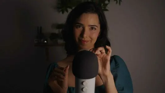 ASMR Glow OnlyFans Leaked Free Thumbnail Picture - #zEF1cWY5N4