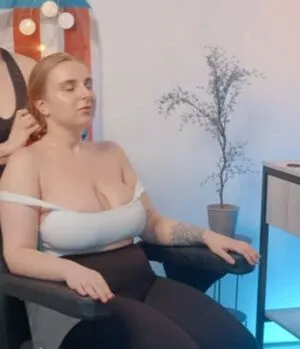 ASMR Massage OnlyFans Leaked Free Thumbnail Picture - #GGOOpNyuos