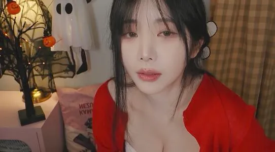 Asmr Yoon Ying OnlyFans Leaked Free Thumbnail Picture - #TshvIU8ewa