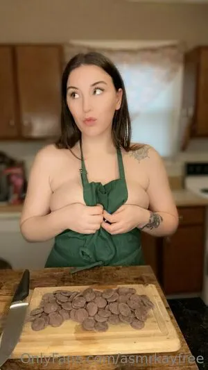Asmrkayfree OnlyFans Leaked Free Thumbnail Picture - #0l4vy40NSL