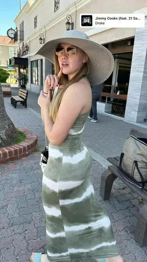 Asmrlia OnlyFans Leaked Free Thumbnail Picture - #CQSWKrbd83