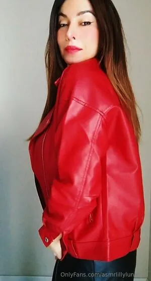 Asmrlillyluna826 OnlyFans Leaked Free Thumbnail Picture - #nibs4Be3Ic