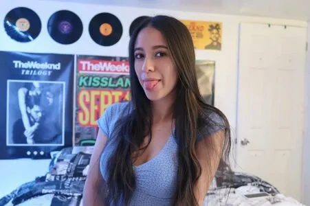 Asmrunity OnlyFans Leaked Free Thumbnail Picture - #4mc6fpVz8C