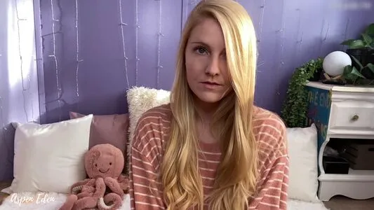 Aspeneden OnlyFans Leaked Free Thumbnail Picture - #POM2pQbBeg