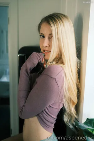 Aspeneden OnlyFans Leaked Free Thumbnail Picture - #mL3UBEefo1