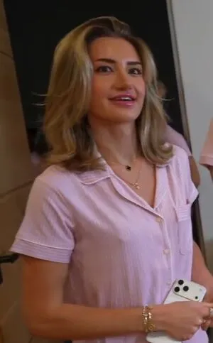 Astabush OnlyFans Leaked Free Thumbnail Picture - #26vuTDx032