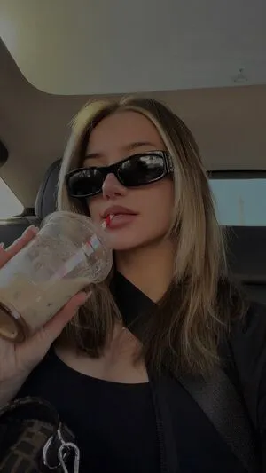 Astabush OnlyFans Leaked Free Thumbnail Picture - #6KwtynL1eb